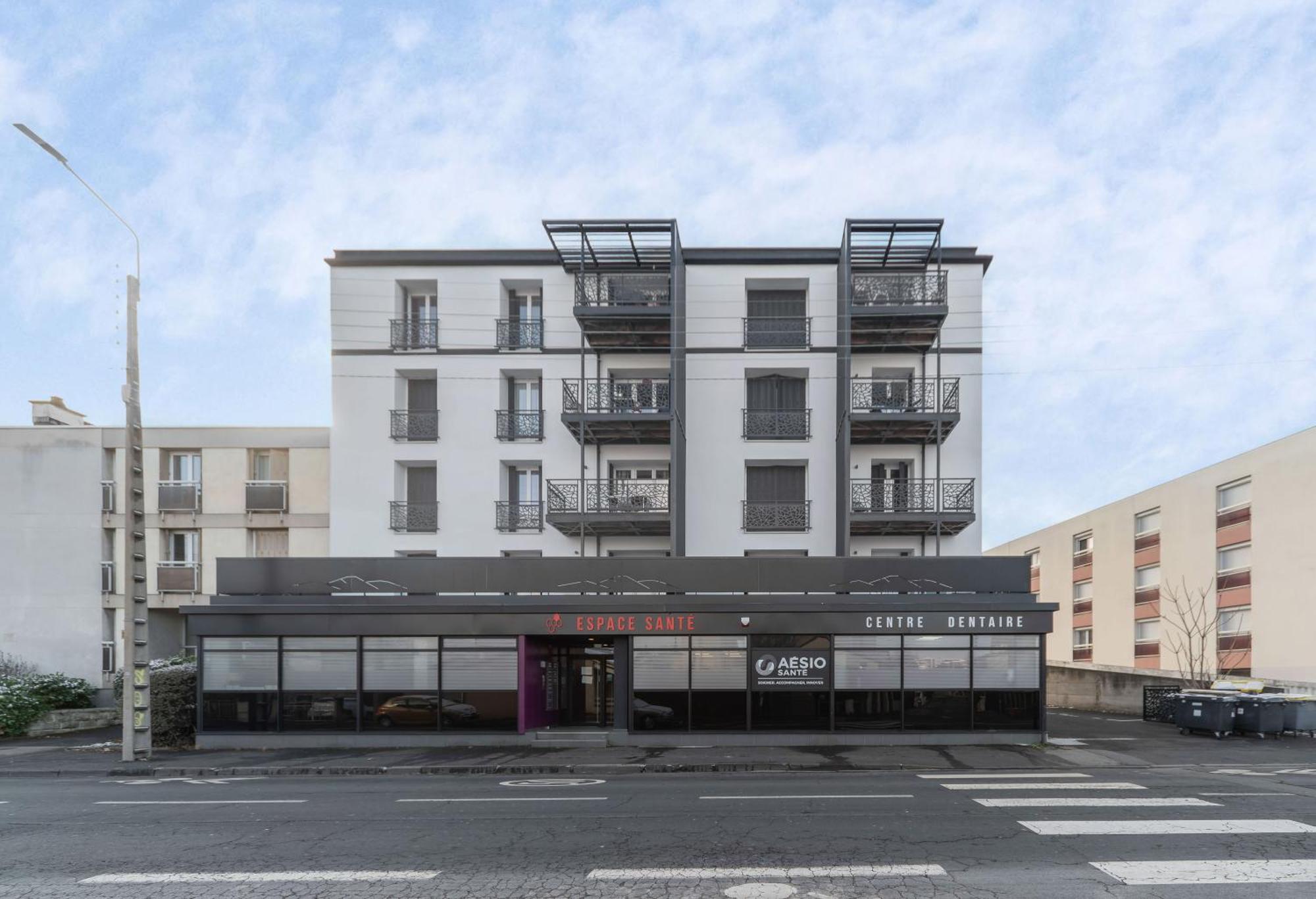 Residence Leon Blum - Appartements Design - Parking كليرمونت-فيراند المظهر الخارجي الصورة